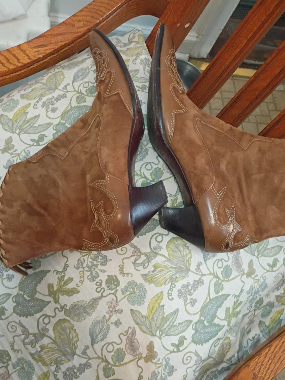 ANTONIO MELANI 8M Brown Suede Western Ankle Boots - Women's Stylish Pointed Toe. - Picture 3 of 7